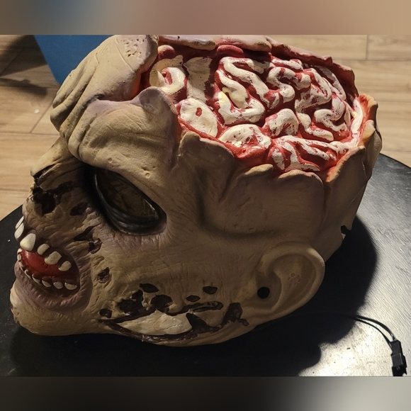 Zombie Halloween Mask - Picture 2 of 6